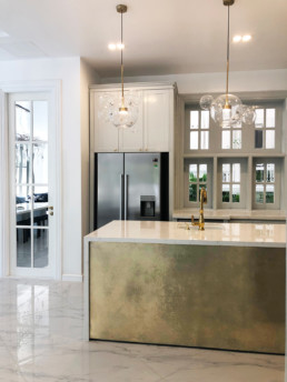 Champagne gold liquid metal; champagne gold island; patina, metal veneer